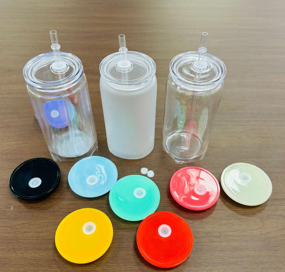 แก้วพลาสติกใสพร้อมหลอดและฝา 475 ml