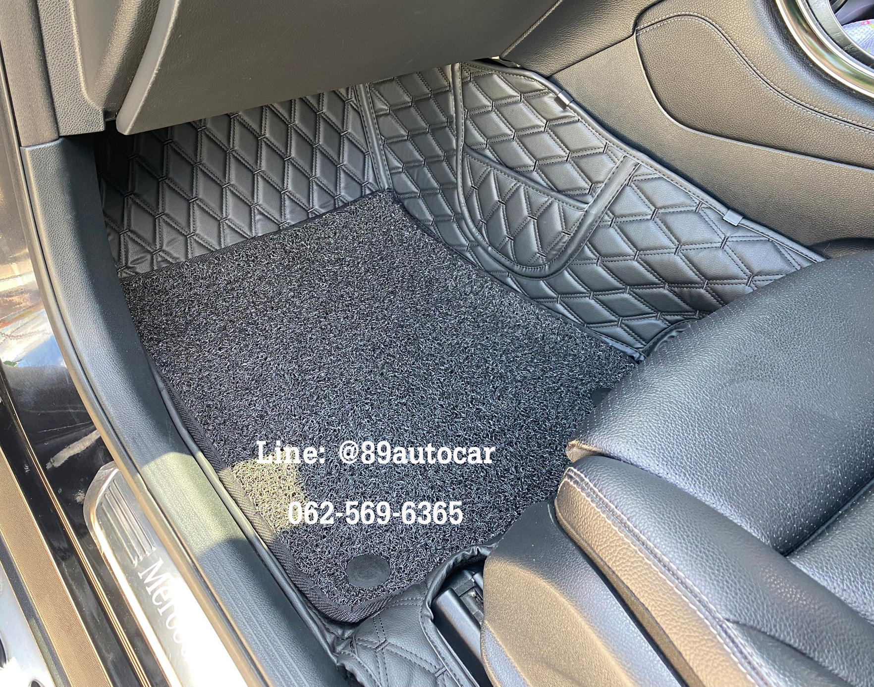 พรมปูพื้นรถยนต์ Benz GLC250d ปูพรมVVIP ด้ายคู่ สีดำด้ายดำ + ไวนิลดักฝุ่นสีดำ