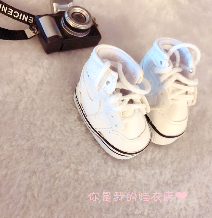 รองเท้าไนกี้ สำหรับตุ๊กตา 20 cm. ดำ