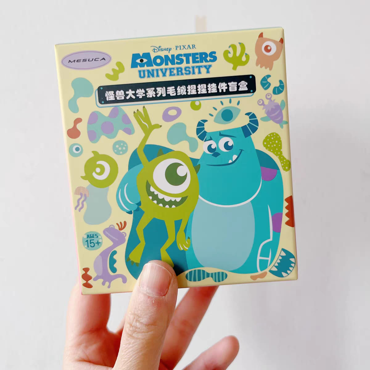 กล่องสุ่ม Disney - Monsters University