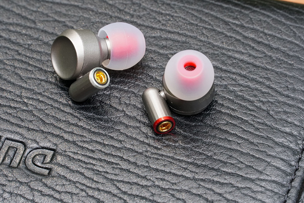 ขาย DUNU LUNA หูฟัง IEM ไดรเวอร์ Pure Beryllium ตัวแรกของโลก