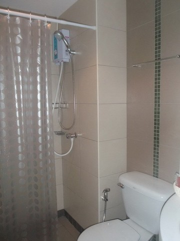 ให้เช่าคอนโดลุมพินี ทาวน์ รามอินทรา-นวมินทร์ ชั้น 12 ตึกB 25 ตรม.เครื่องใช้ไฟฟ้าครบ ใกล้สินแพทย์