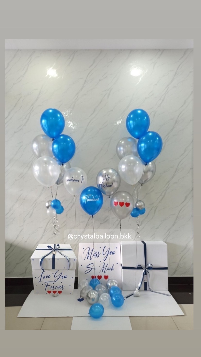 Surprised box กล่องเซอร์ไพรส์ พร้อม ลูกโป่ง 4 ลูก พร้อมตกเเต่ง สามารถใส่รูปได้ 2 ใบ สามารถเปลี่ยนสีลูกโป่ง/เปลี่ยนสีข้อความได้
