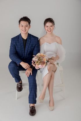 พร้อมเช่า ชุดสูทชาย สีน้ำเงิน ลายตาราง ทรงเข้ารูป สไตล์เกาหลี พร้อมเสื้อกั๊ก