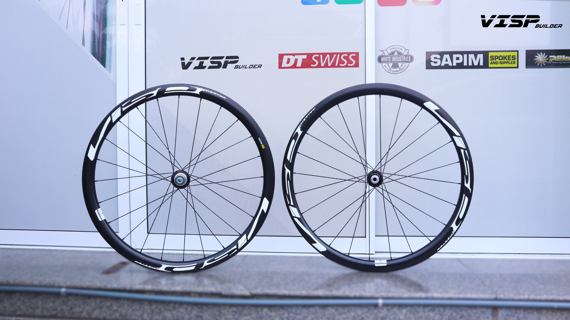 ล้อคาร์บอน VISP Disc Brake BUILDER GEN2, 38/38MM. มาพร้อมระบบ Centerlock พร้อม Adapter 9mm และ 15mm (VISP 2019)