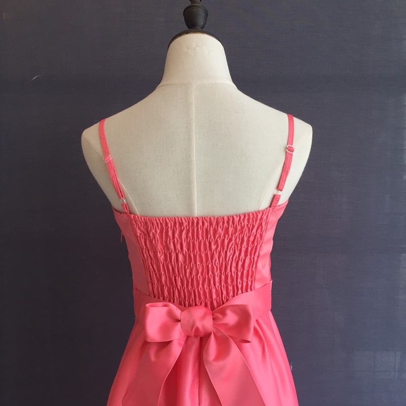 Sale พร้อมส่ง ชุดราตรีสั้น สายเดี่ยว สีโอโรส