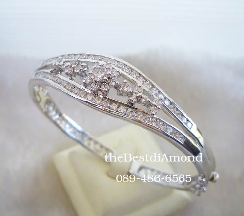 BB032RD+++กำไลเพชรโคลนนิ่ง Luxury style+++หรูหรา ดูดี มีรสนิยม แบบเหมือนร้านจิวเลยค่ะ งานสวยสุดๆๆ เพชรงามวิ๊งๆ ใส่แล้วเริ่ดแน่นอน
