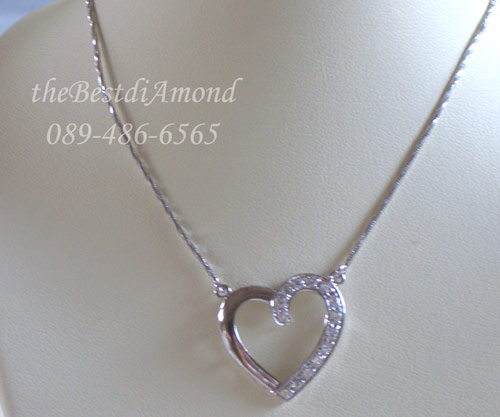 PL001RD===จี้พร้อมสร้อยรูปหัวใจ===จี้รูปหัวใจ เพชรครึ่งซีก น่ารักมาก พร้อมสร้อยคอติดกับตัวจี้ ใส่ติดคอได้สบายเลยค่ะ งานน่ารักมาก