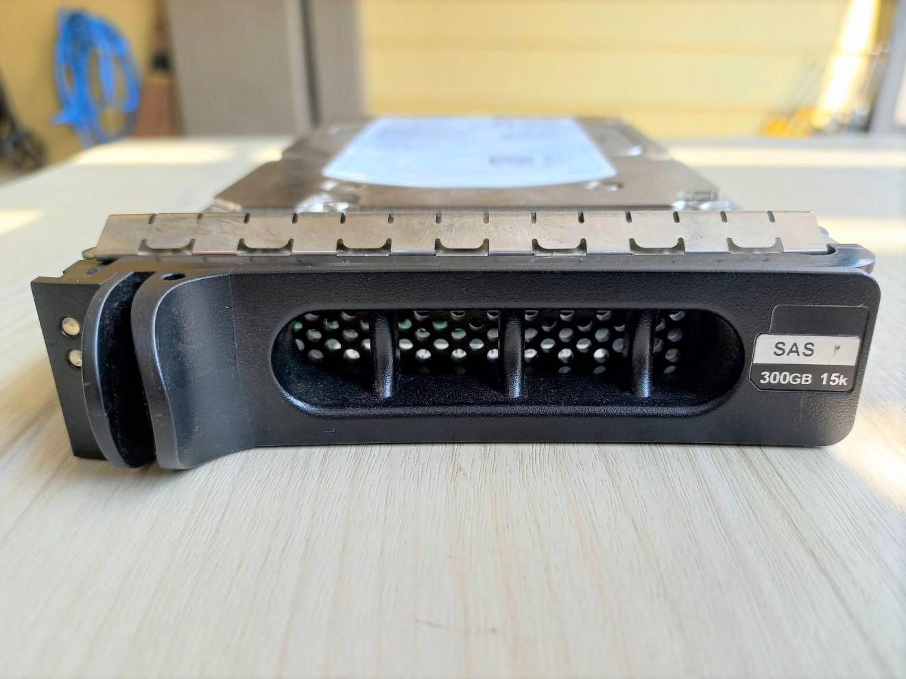 0YP778, YP778, ST3300656SS Dell 300-GB 6G 15K 3.5 SAS wF238F