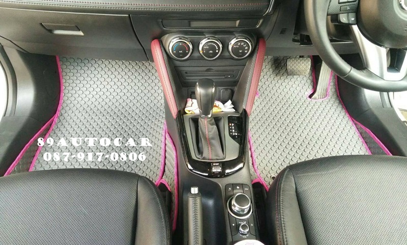 ขายยางปูพื้นรถเข้ารูป Mazda CX-3 ลายกระดุมสีเทาขอบชมพู