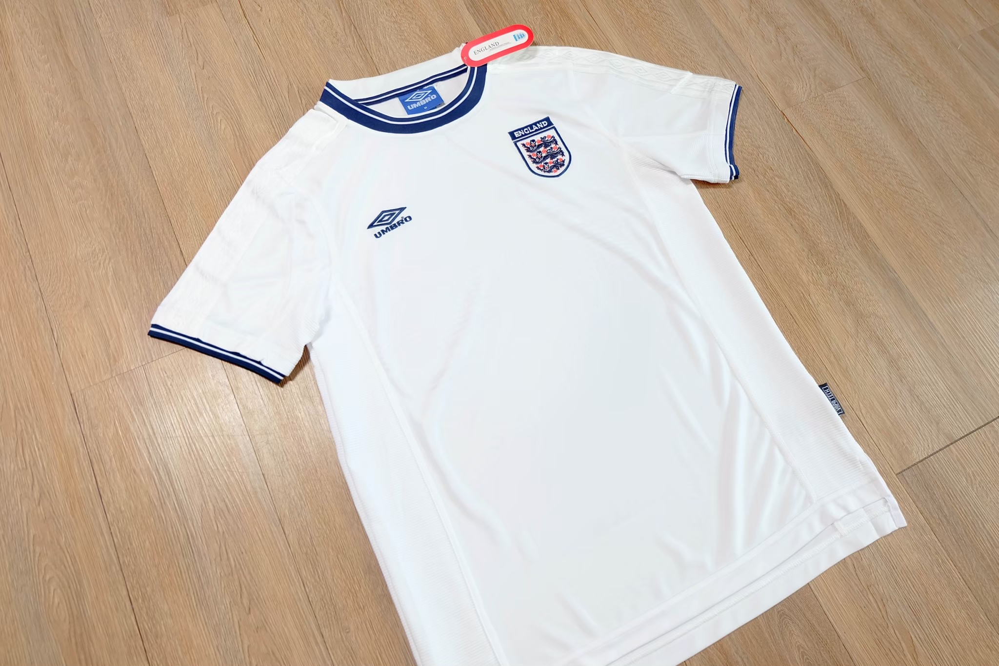 England 1999/2000 Home Vintage Jersey เสื้อทีมชาติอังกฤษ เสื้ออังกฤษ