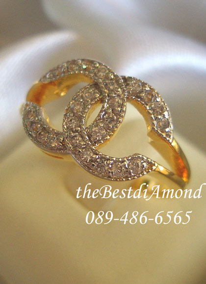 RL007-B+++แหวนchanelแสนสวย(ขนาดใหญ่)+++ สุดฮิตกับเครื่องหมายchanel งานสวยมาก ดูดีมากๆเลยค่ะใส่แล้วไฮโซมั่กมากๆ ไม่ล้าสมัยเลยค่ะ ไม่ควรพลาดนะคะ