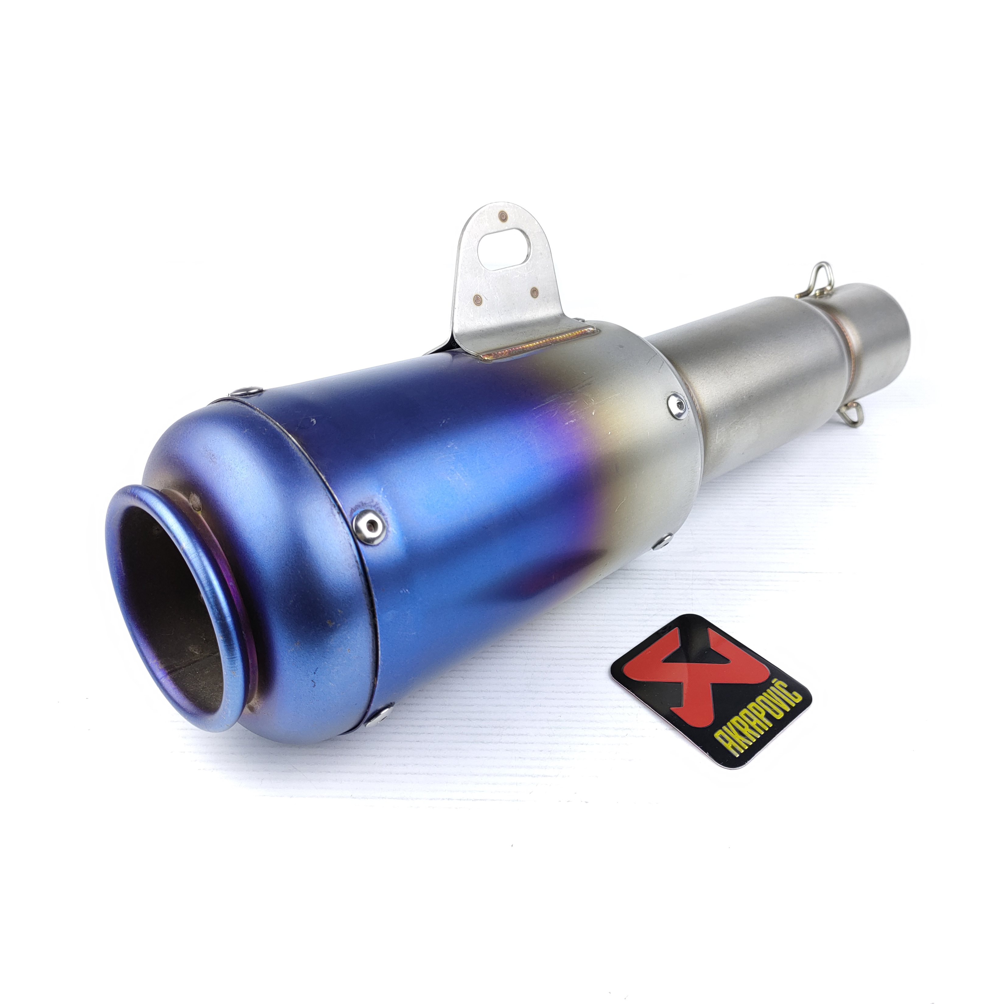 ปลายท่อสูตร ปลายท่อแต่ง Akrapovic สวมคอ 2 นิ้ว สีเทไท