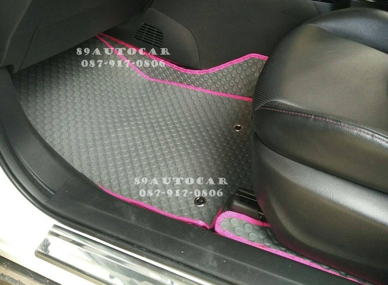 ขายยางปูพื้นรถเข้ารูป Mazda CX-3 ลายกระดุมสีเทาขอบชมพู