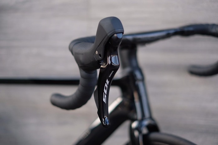 จักรยานเสือหมอบ JAVA VESUVIO DISC SHIMANO 105 R7120 24speed ดิสน้ำมัน เต็มกรุ๊ป! ตัวเฟรมคาร์บอนทรง All around รองรับมาตฐาน UCI