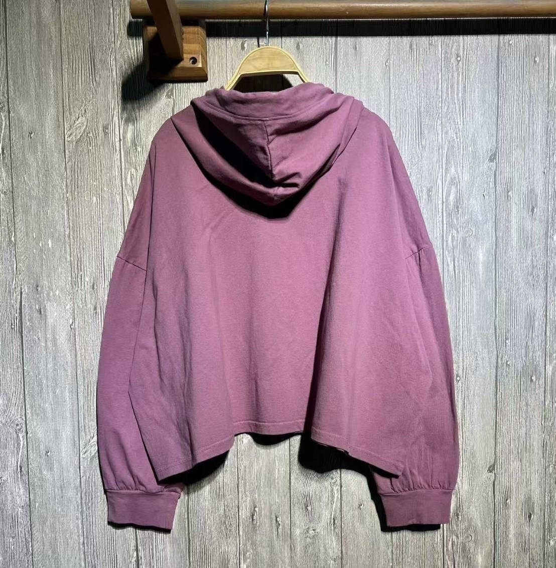 เสื้อฮู้ดผ้ายืดลายพิมพ์ทรงโอเวอร์ไซส์ 9am