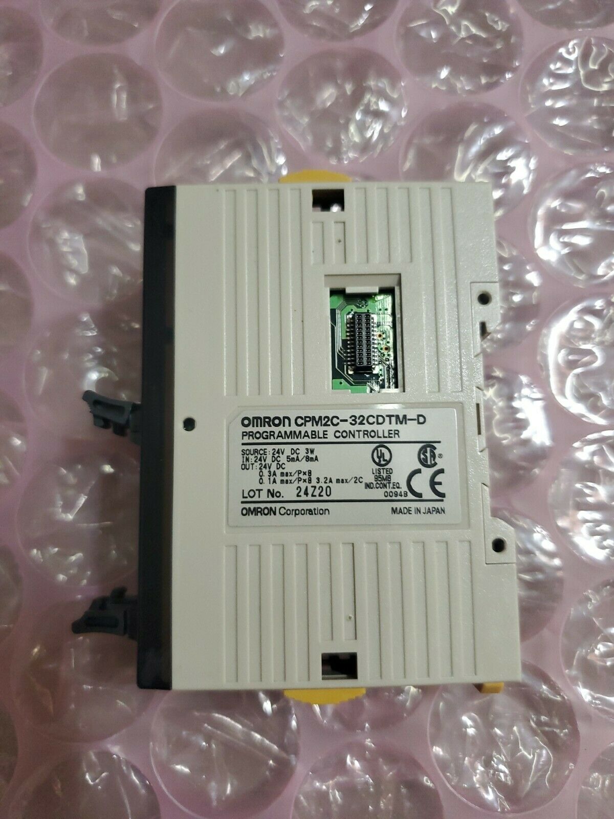 PLC " OMRON " รุ่น CPM2C-32CDTM-D