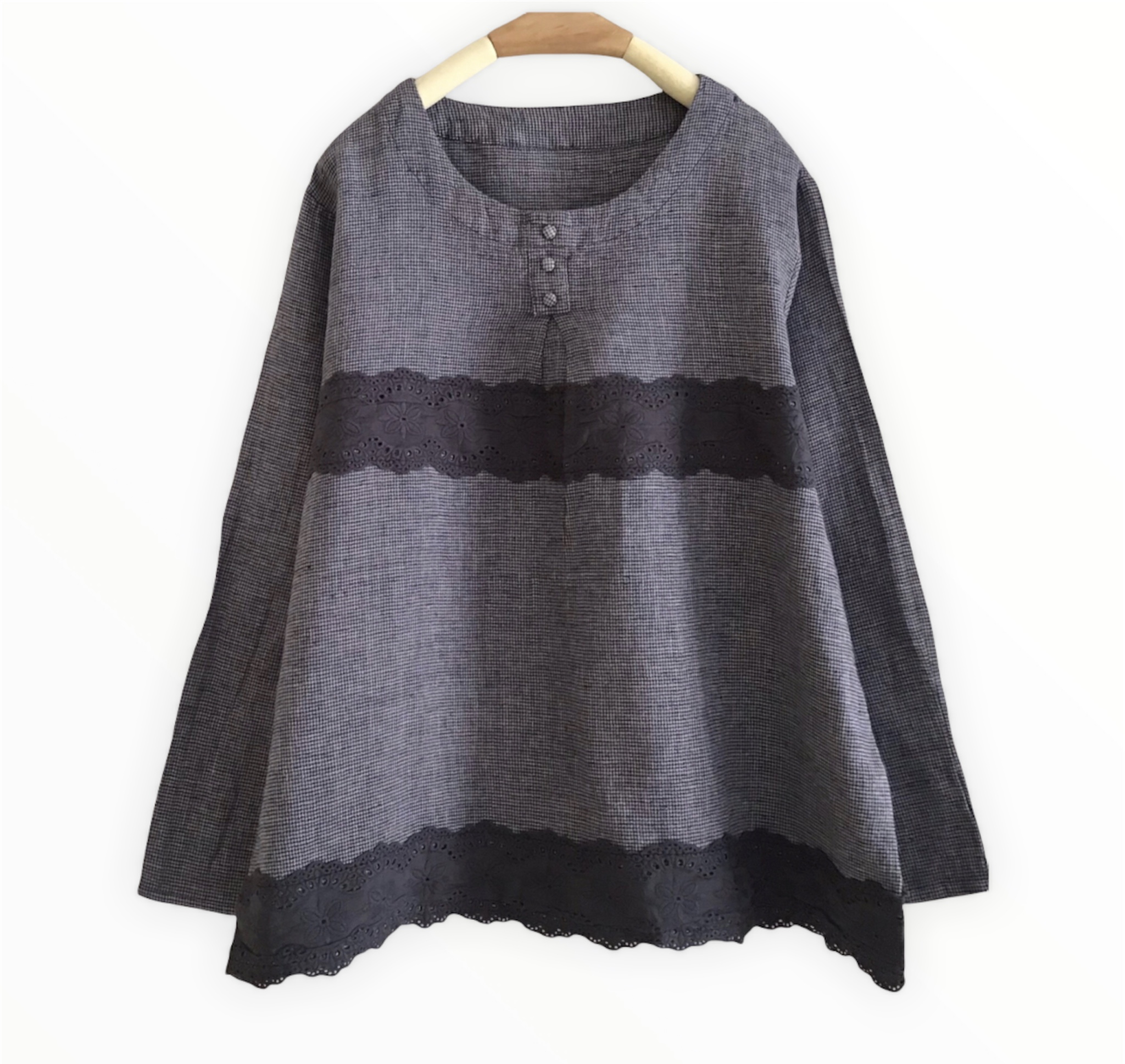 เสื้อผ้าลินินแต่งลูกไม้