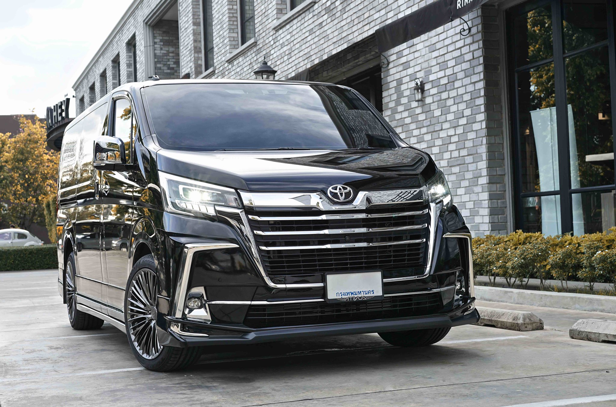 ชุดแต่ง ATIVUS : MAJESTY