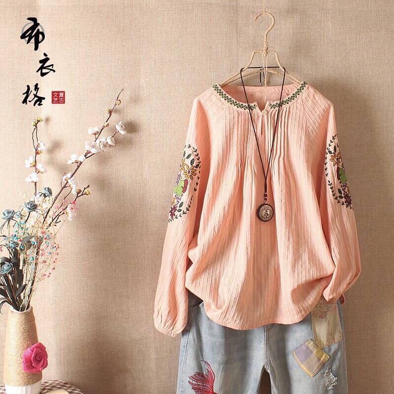 เสื้อผ้าฝ้ายแต่งแขนลายปัก