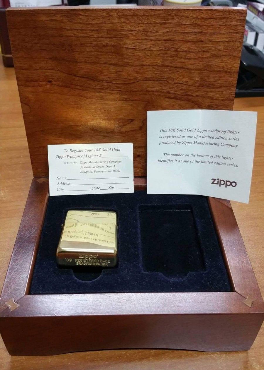 ไฟแช็ค Zippo แท้ ฺเคสผลิตจากทองคำแท้ 18K "ZIPPO #195 18K SOLID GOLD LIGHTER IN CHERRYWOOD BOX" แท้นำเข้า 100%