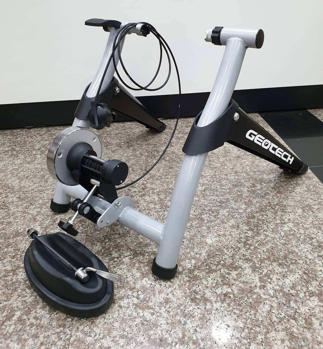 เทรนเนอร์มีรีโมท GEOTECH GKS-029 Bike Trainer stand Indoor(แบบเเม่เหล็ก Magnetic Trainer) Resistance Exercise 24lbs Powerful 24-29 Inch