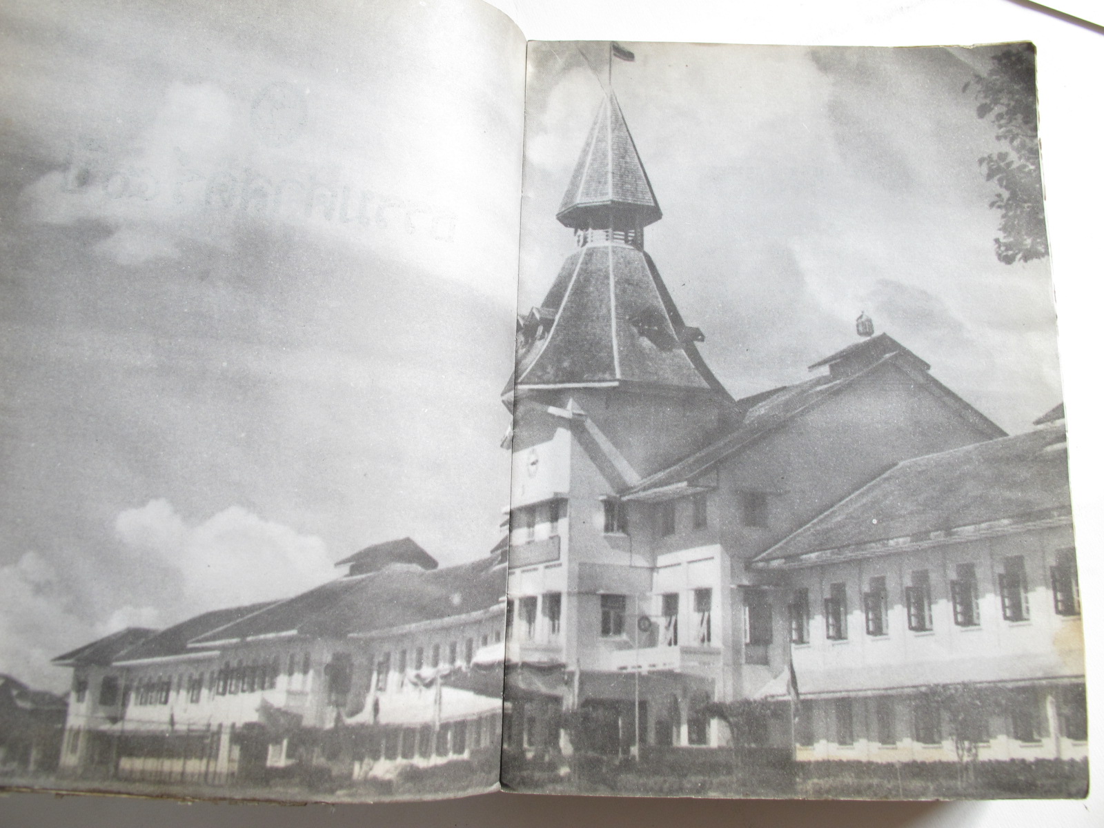 หนังสือ 50 มธ กึ่งศตวรรษธรรมศาสตร์ 2477 – 2527