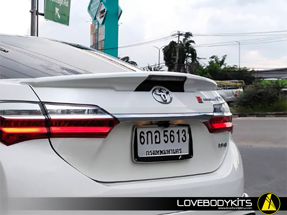 สปอยเลอร์แนบ Touring: ALTIS 2014-2018