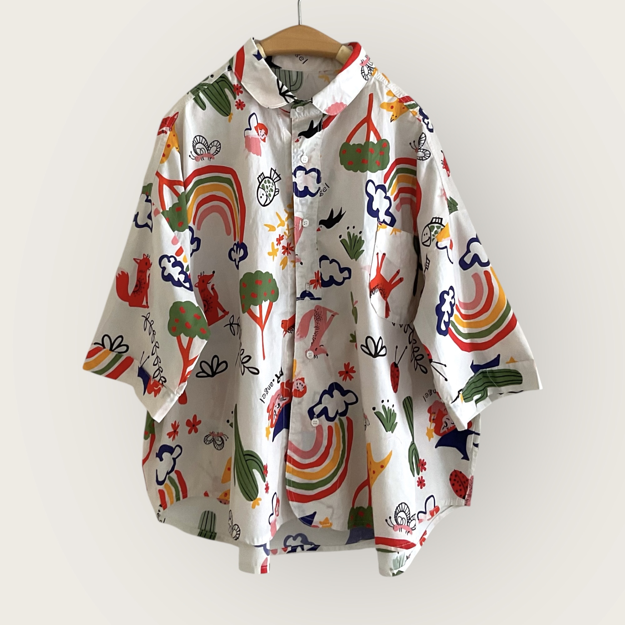 เสื้อเชิ้ตผ้าคอตตอนลายคิวท์ทรงโอเวอร์ไซส์