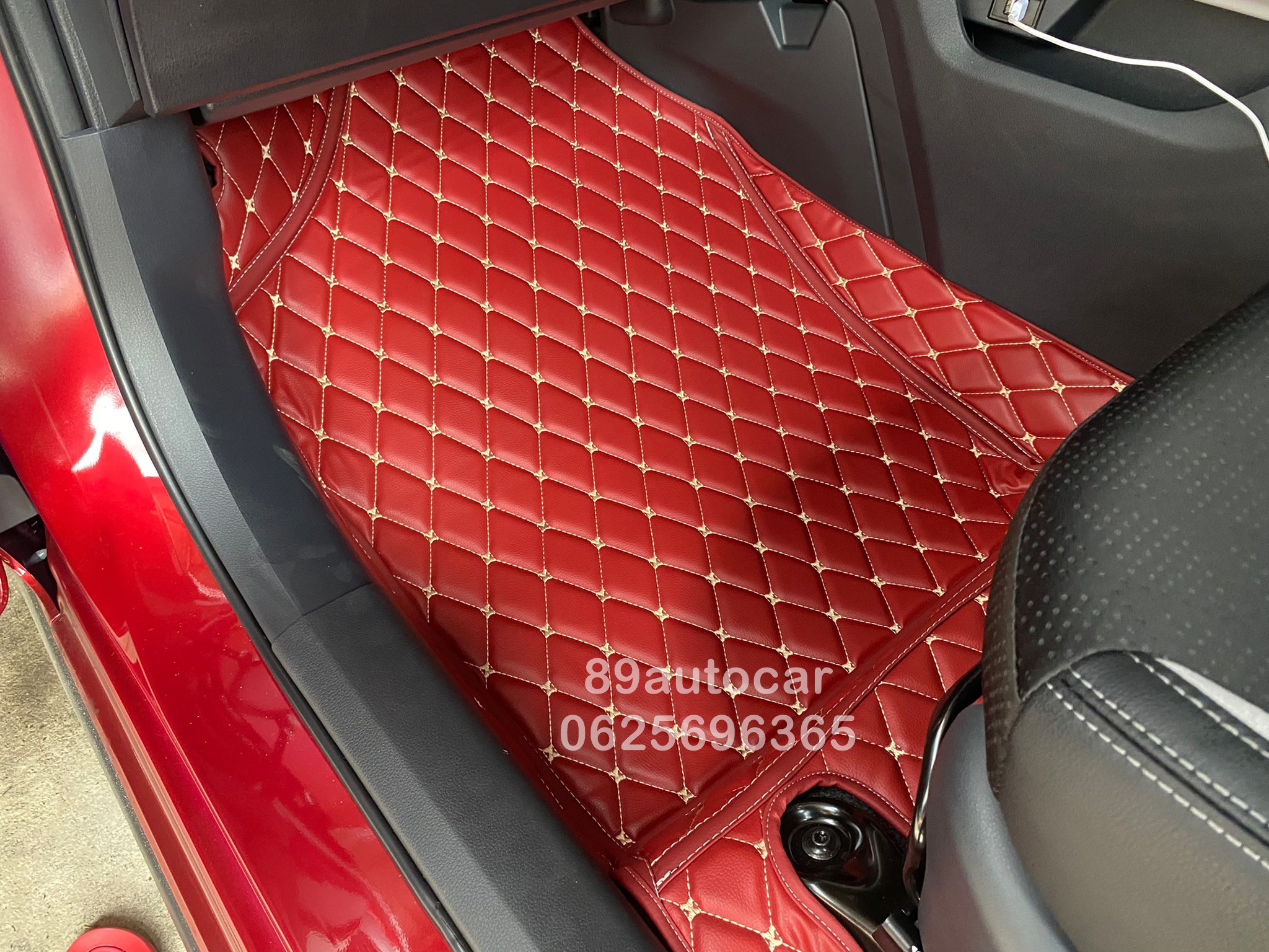 พรมปูพื้นรถยนต์ Toyota Veloz 2022 ปูพรม6D สีแดงไวน์ เต็มคัน