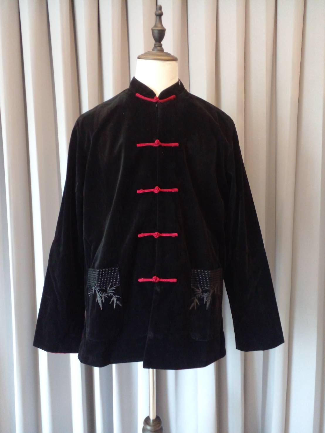 Preorder เสื้อจีนชาย เสื้อคอจีนแขนยาว ใส่ได้2ด้าน กระดุมหน้า ผ้ากำมะหยี่