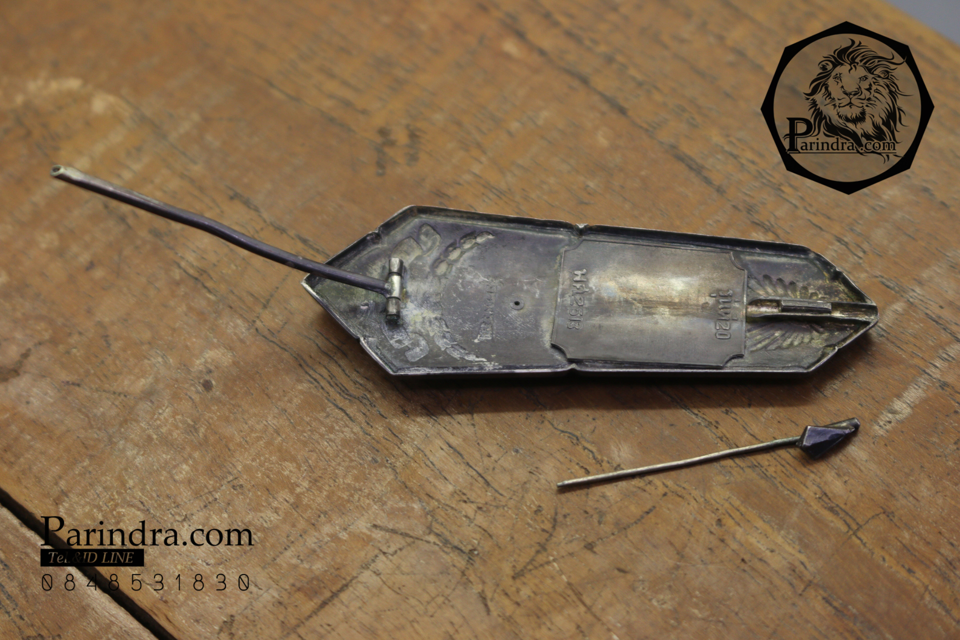 เข็มกลัดตราโล่ห์ตำรวจสมัยก่อน เข้มขลัง ปี 2513