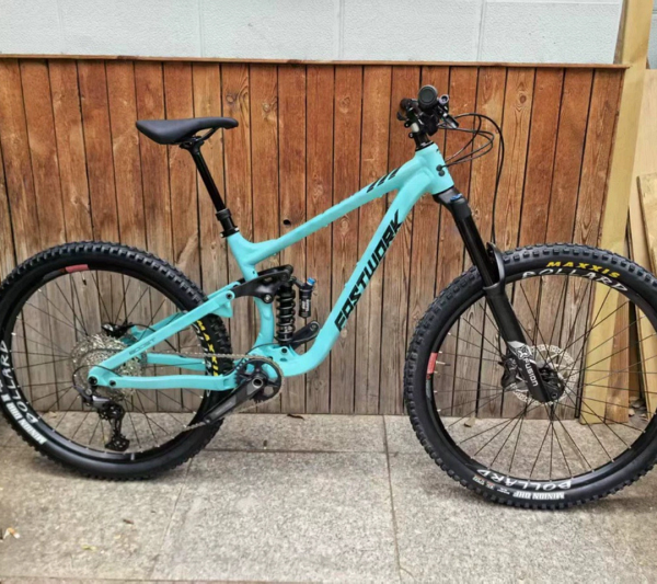 จักรยานเสือภูเขา Fastwork รุ่นใหม่ล่าสุด – ซอฟท์เทล 4th Gen 279 Softtail | จักรยาน DownHill 12speed, SLX ล้อ 27.5