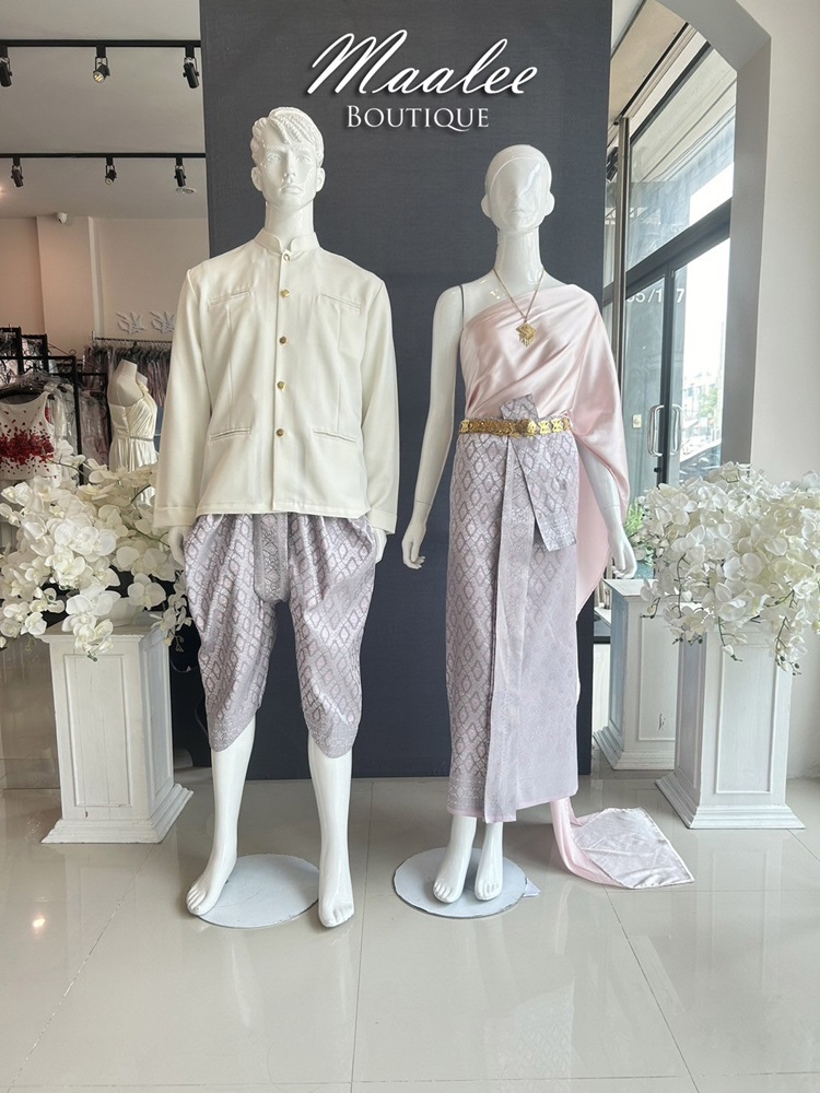 เช่า ชุดไทย ชุดเพื่อนเจ้าสาว ชุดไทยผ้าถุงสีเทาชมพูเงิน สไบเรียบสีชมพู