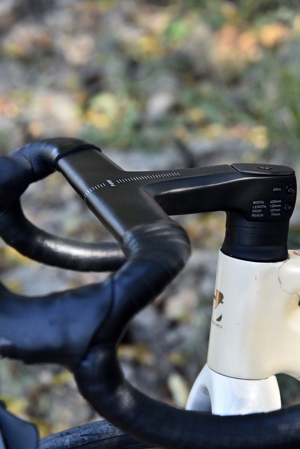 แฮนด์เสือหมอบคาร์บอน อินทิเกรตรุ่น FURRY จากแบรนด์ VISP BUILDER Road Bike Handlebar Integrated มีช่องสำหรับรองรับระบบ Di2 NEW2024
