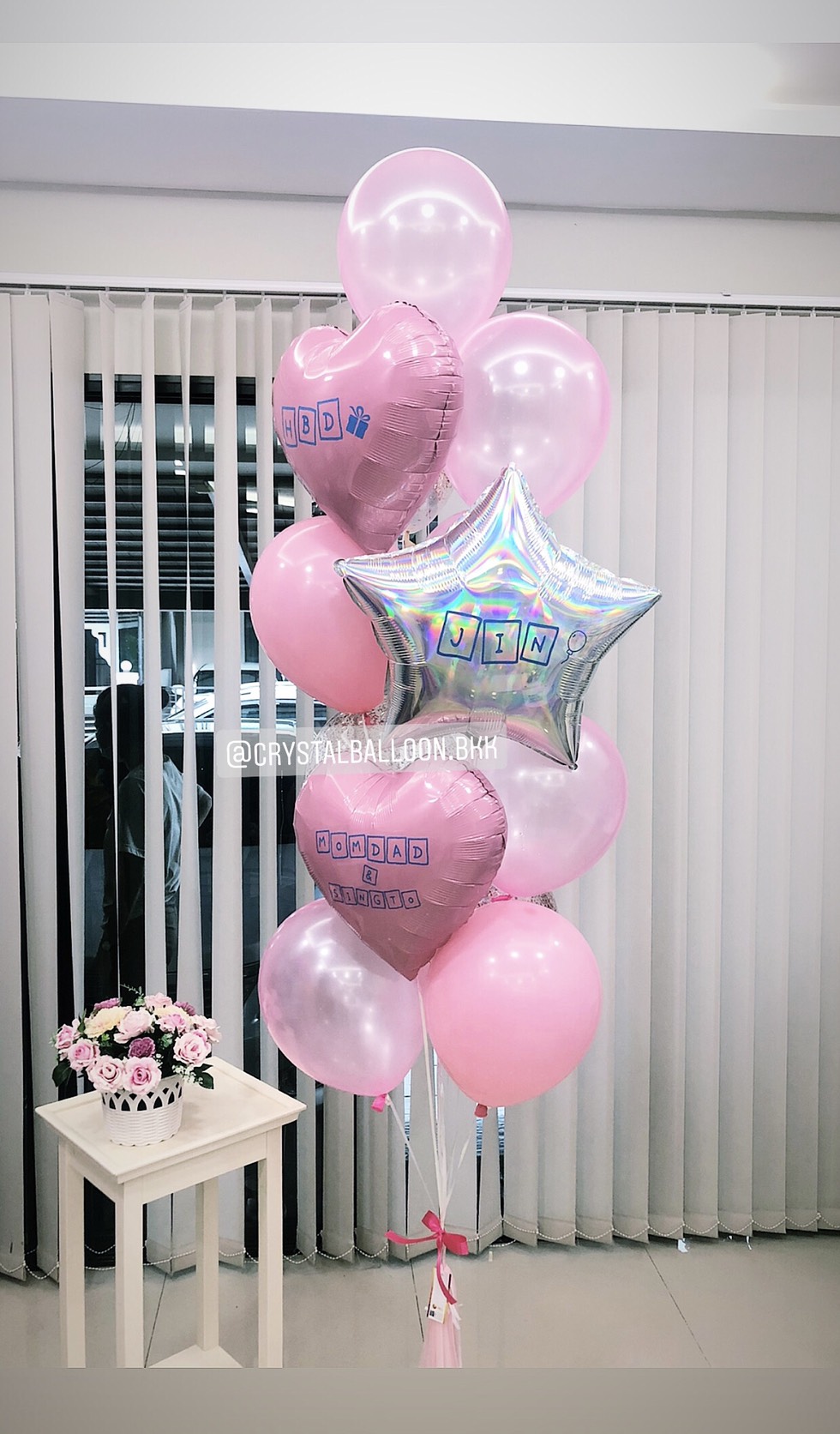 ลูกโป่ง วันเกิดเด็ก ช่อลูกโป่ง Theme ชมพู ช่อ 12 ลูก 1 ช่อ พร้อม ฟอยล์หัวใจ ขนาด 18" 2 ชิ้น,ฟอยล์ดาว ขนาด 24" 1 ชิ้น พร้อมตกเเต่ง สามารถเปลี่ยนสีลูกโป่ง/เปลี่ยนข้อความ/เปลี่ยนฟอยล์ตกแต่งได้