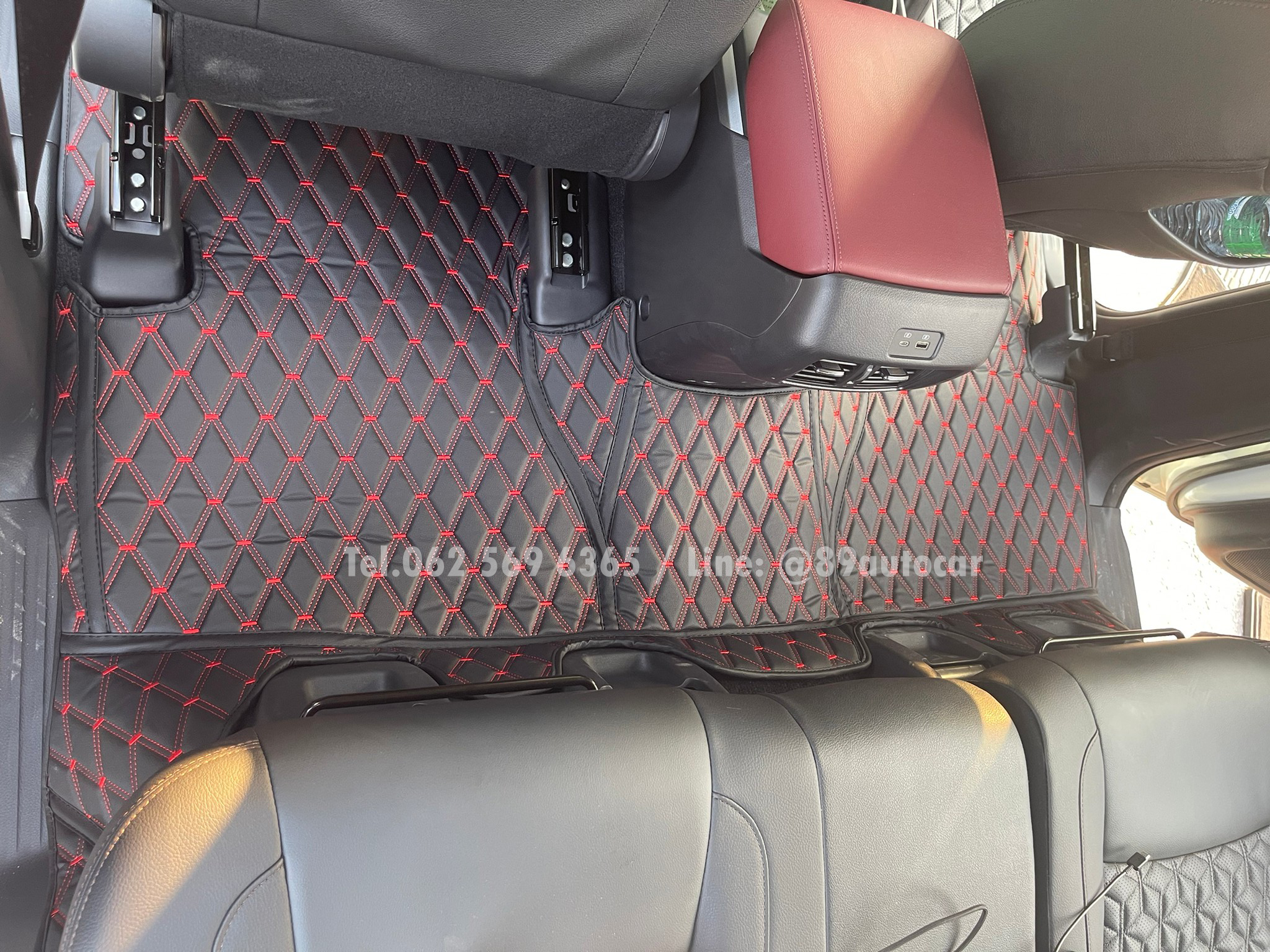 พรมในรถยนต์ Nissan Terra 2024 พรมVVIPด้ายคู่ สีดำด้ายแดง