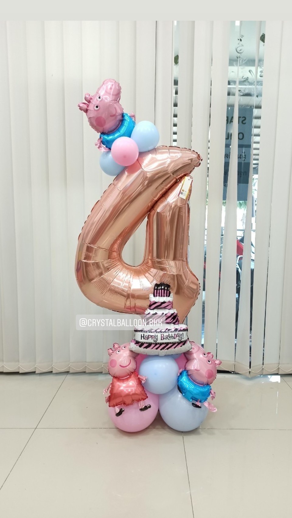 ลูกโป่ง วันเกิดเด็ก ฟอยล์ตัวเลข 40" ตั้งฐาน 1 ชิ้น Theme Peppa Pig พร้อมตกแต่ง สามารถเปลี่ยนสีลูกโป่ง/เปลี่ยนสี-ฟอยล์ตัวเลข/เปลี่ยนตกแต่งได้