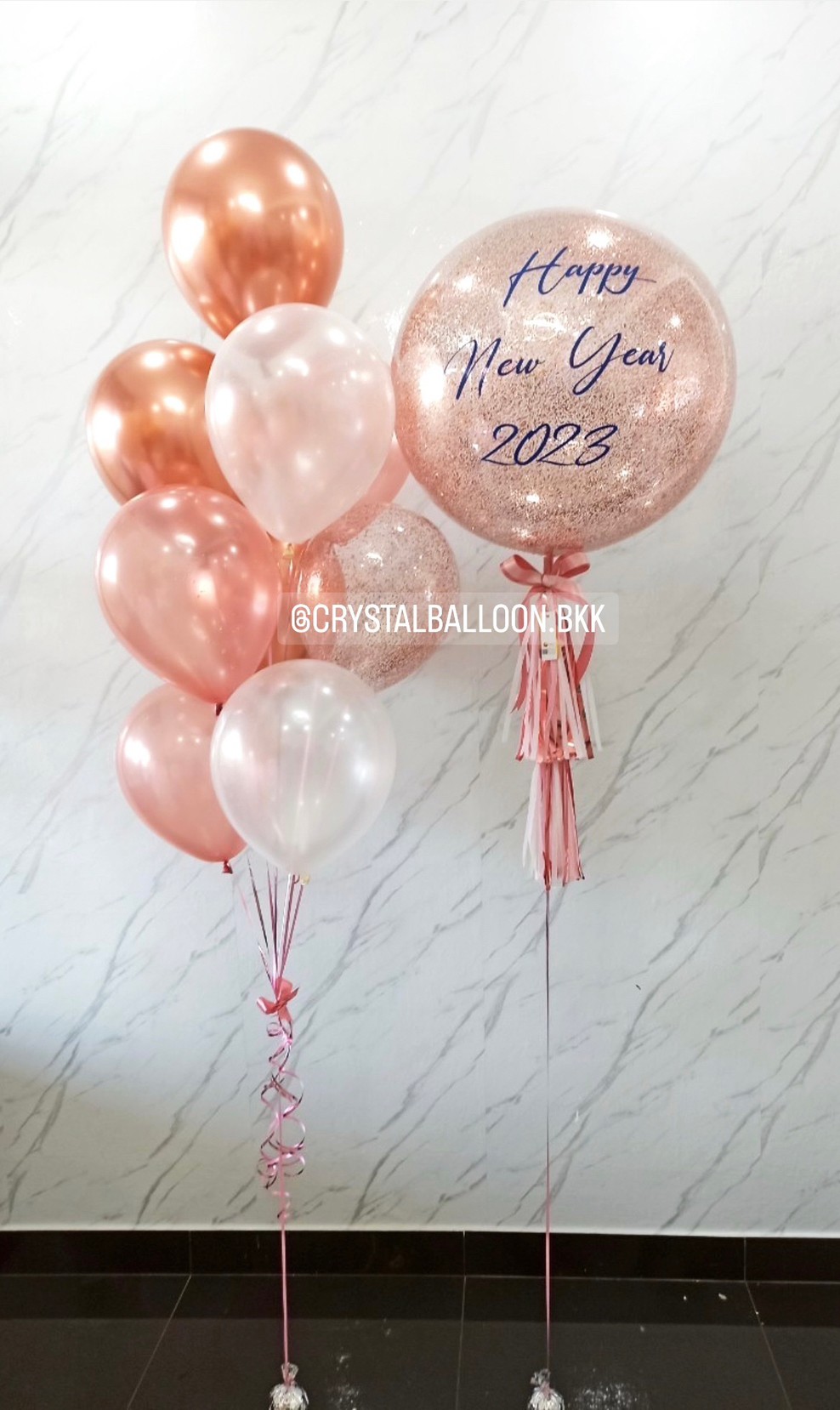ลูกโป่ง New Year Bubble ขนาด 24" Theme โรสโกล พร้อมตกแต่ง ช่อลูกโป่ง 9 ลูก 1 ช่อ,ลูกโป่งใส ใส่กลิตเตอร์ สามารถเปลี่ยนสีลูกโป่ง/เปลี่ยนข้อความ/เปลี่ยนขนาดได้