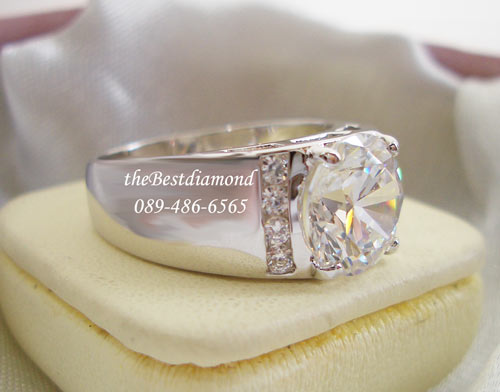 BR812RD++แหวนชาย วงนี้หรูหรามาก โชว์เพชรสุดๆ 2.5 กะรัต เริ่ดมาก ใครชอบเพชรใหญ่ๆ ต้องไม่พลาดวงนี้แน่นอน ใส่แล้วเสี่ยสุดๆ