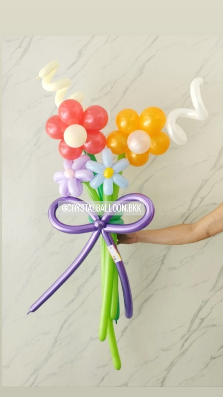 สั่ง Flower Balloon Small Bouquet ช่อ 4 ดอก พร้อมตกแต่ง สามารถเปลี่ยนสีลูกโป่งได้