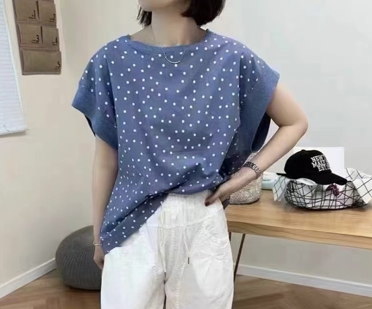 เสื้อผ้าฝ้ายลายจุด