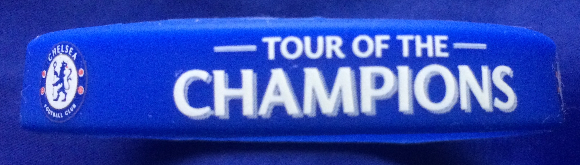 สายรัดข้อมือซิลิโคน ฟุตบอล สโมสรเชลซี - TOUR of the CHAMPIONS ใหม่ / CHELSEA Football Club Silicone Wristband - TOUR of the CHAMPIONS NEW