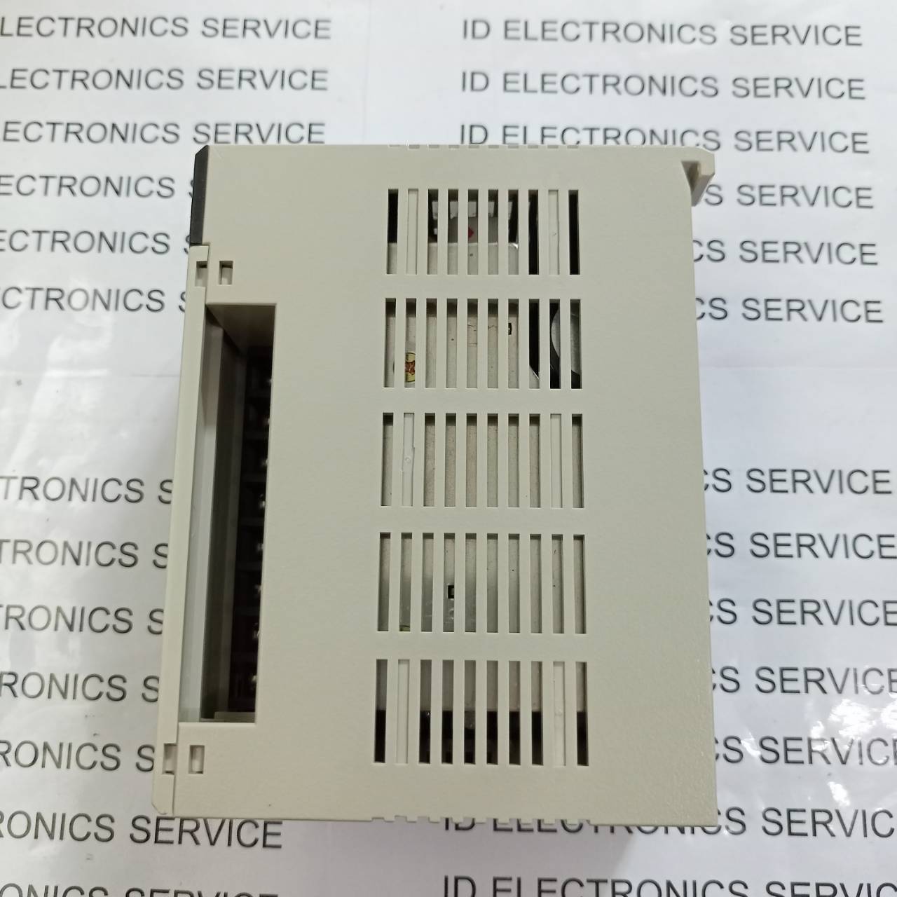 C200HW-PD024 PLC " OMRON "