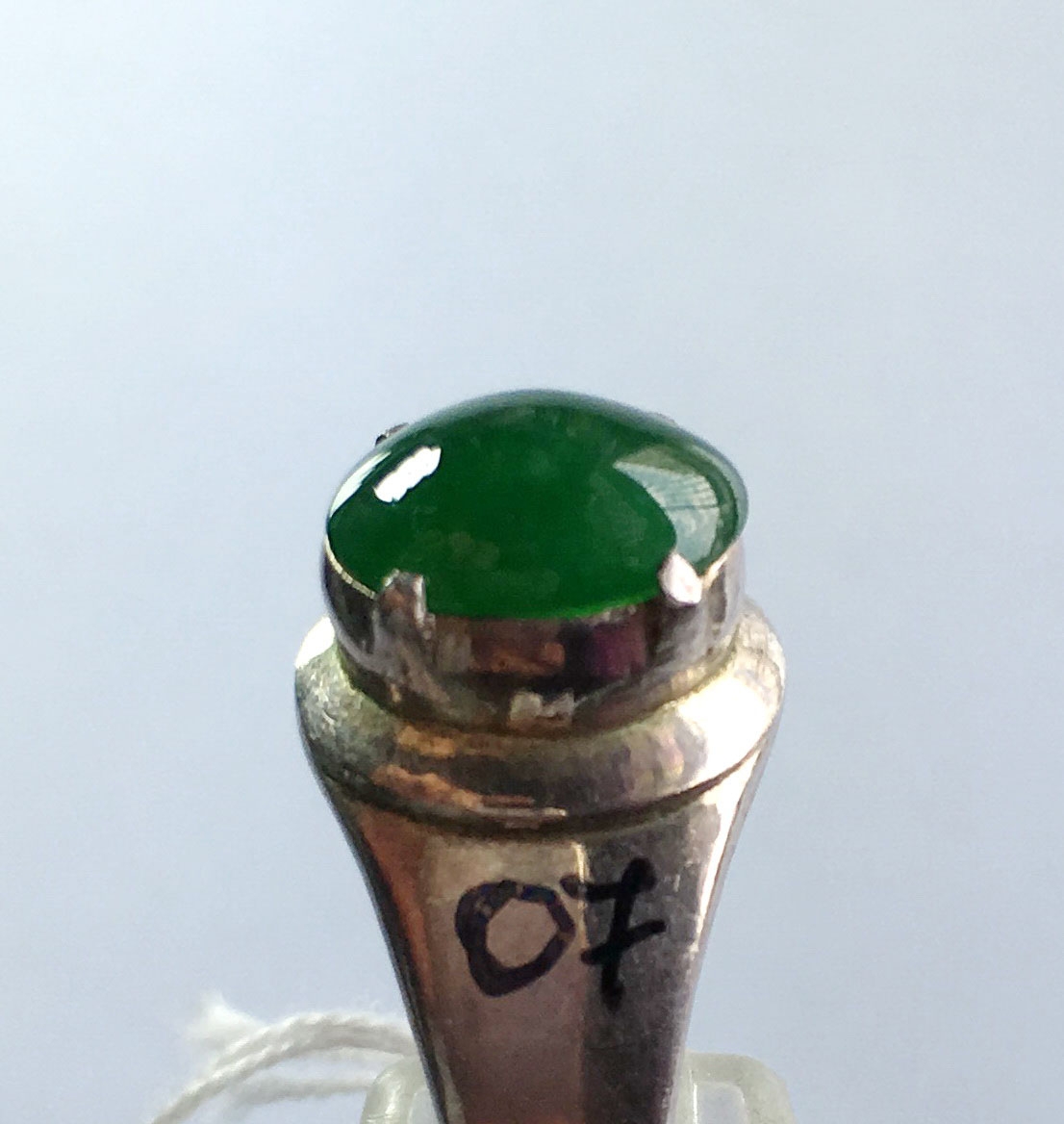 Myanmar Jade หยกพม่า A jadeite ชุดแหวน+ต่างหู แหวน นน.2.01 ct.และ ต่างหู นน. 2.92 ct.