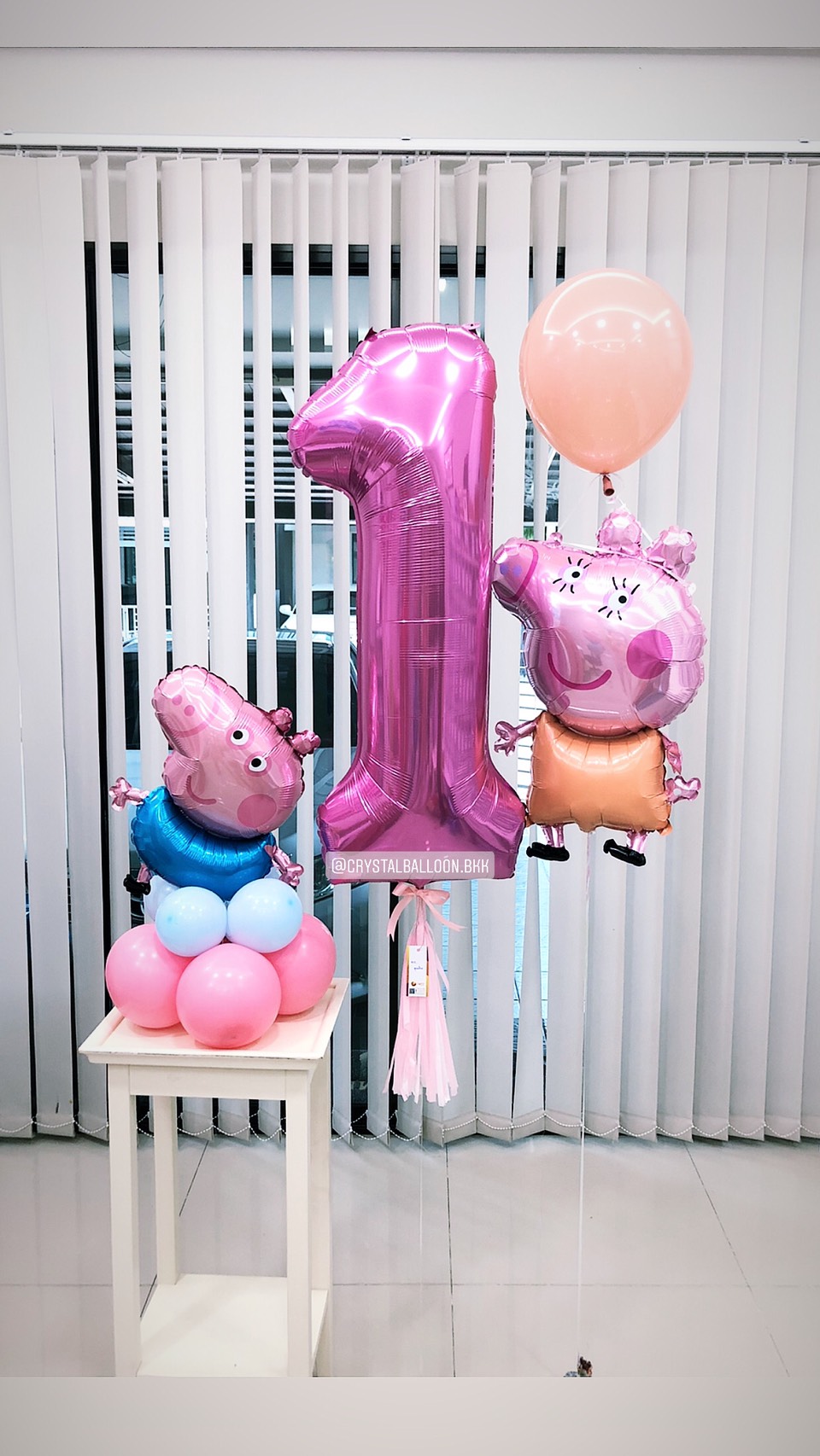 ลูกโป่ง วันเกิดเด็ก ฟอยล์ตัวเลข ขนาด 40" 1 ชิ้น พร้อม ฟอยล์ Peppa Pig 2 ชิ้น พร้อมตกเเต่ง สามารถเปลี่ยนสีลูกโป่ง/เปลี่ยนสี-ฟอยล์ตัวเลข/เปลี่ยนฟอยล์ตกแต่งได้