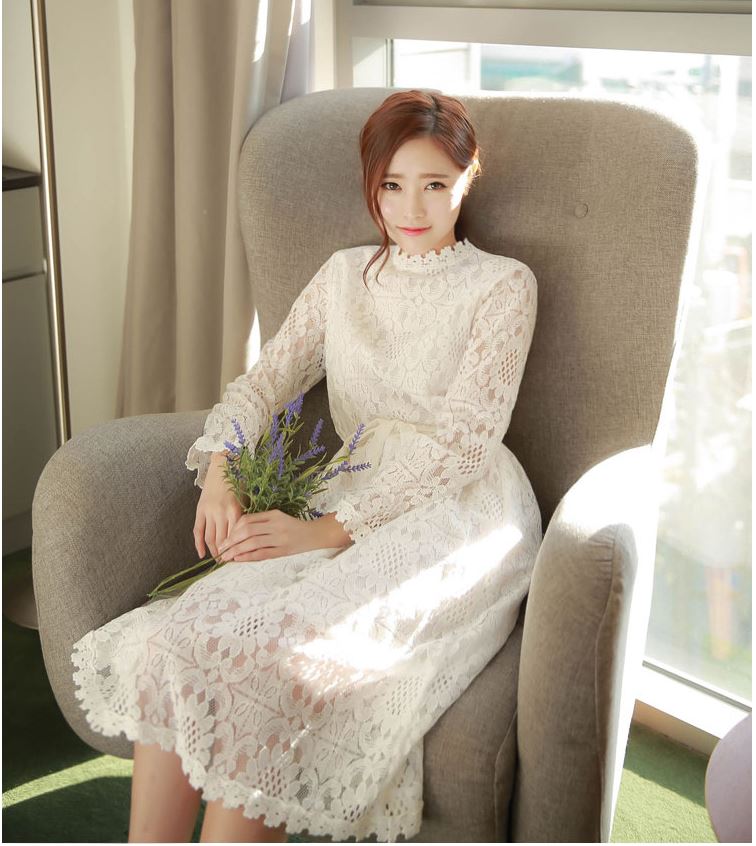 Pre-order เดรสขาว พรีเวดดิ้ง แขนยาว ลูกไม้ สีขาว