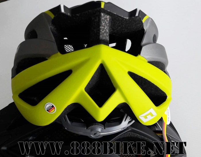 หมวกจักรยาน CRATONI รุ่น AGRAVIC (Germany แท้) 2017