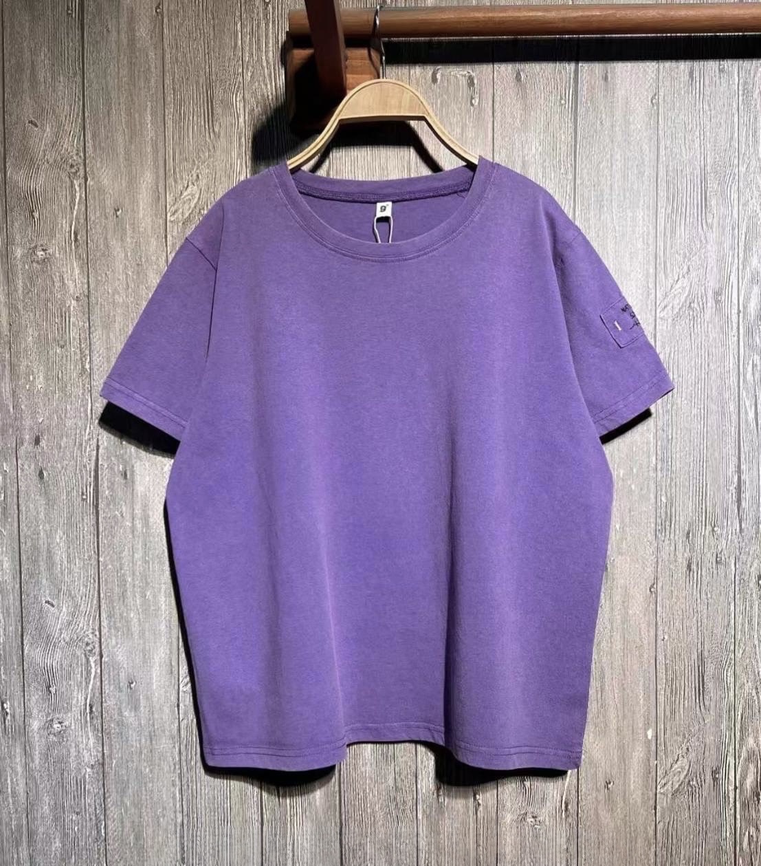 เสื้อยืดแต่งผ้าปักแถบบนแขนซ้าย 9am