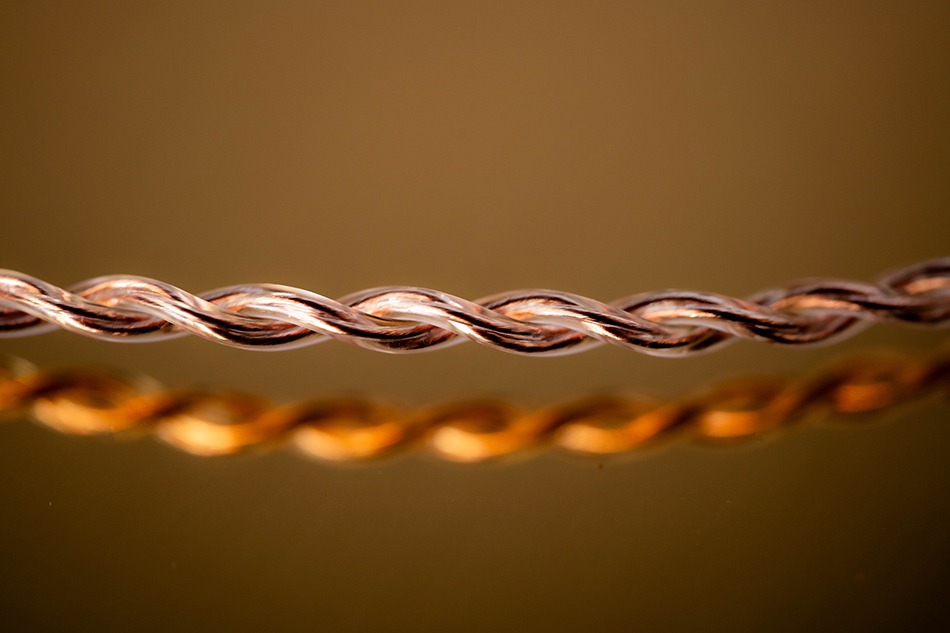 VE SMG หูฟัง Earbud ระดับเทพ ของแท้ บอดี้ชุบทอง 23K ส่งจากไทย